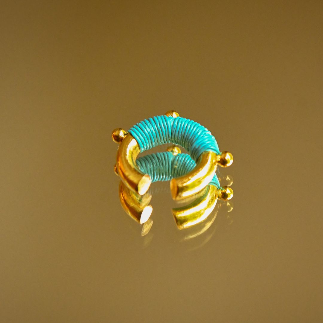 Bague d'oreille turquoise éthique Solnaré, fibres Werregue, bijou bronze doré à l'or 24k