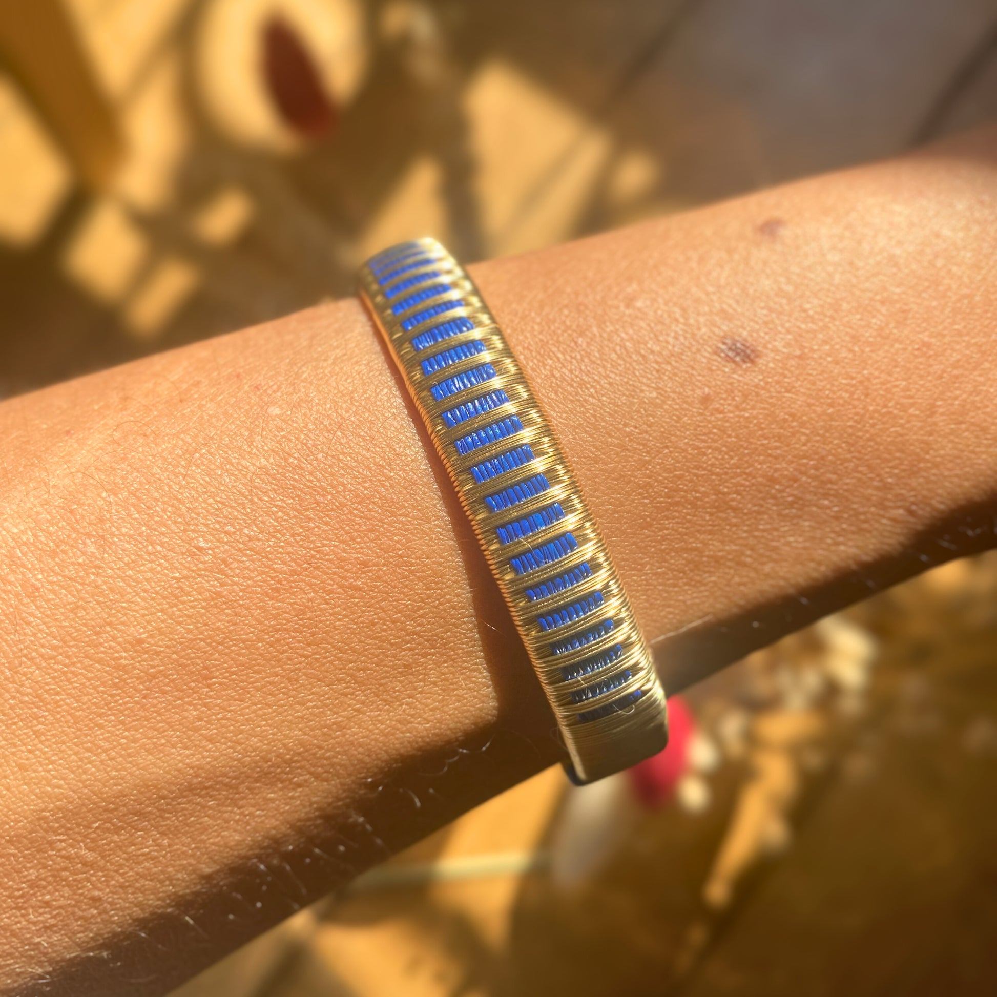 Bracelet bleu océan tissé éthique Solnaré