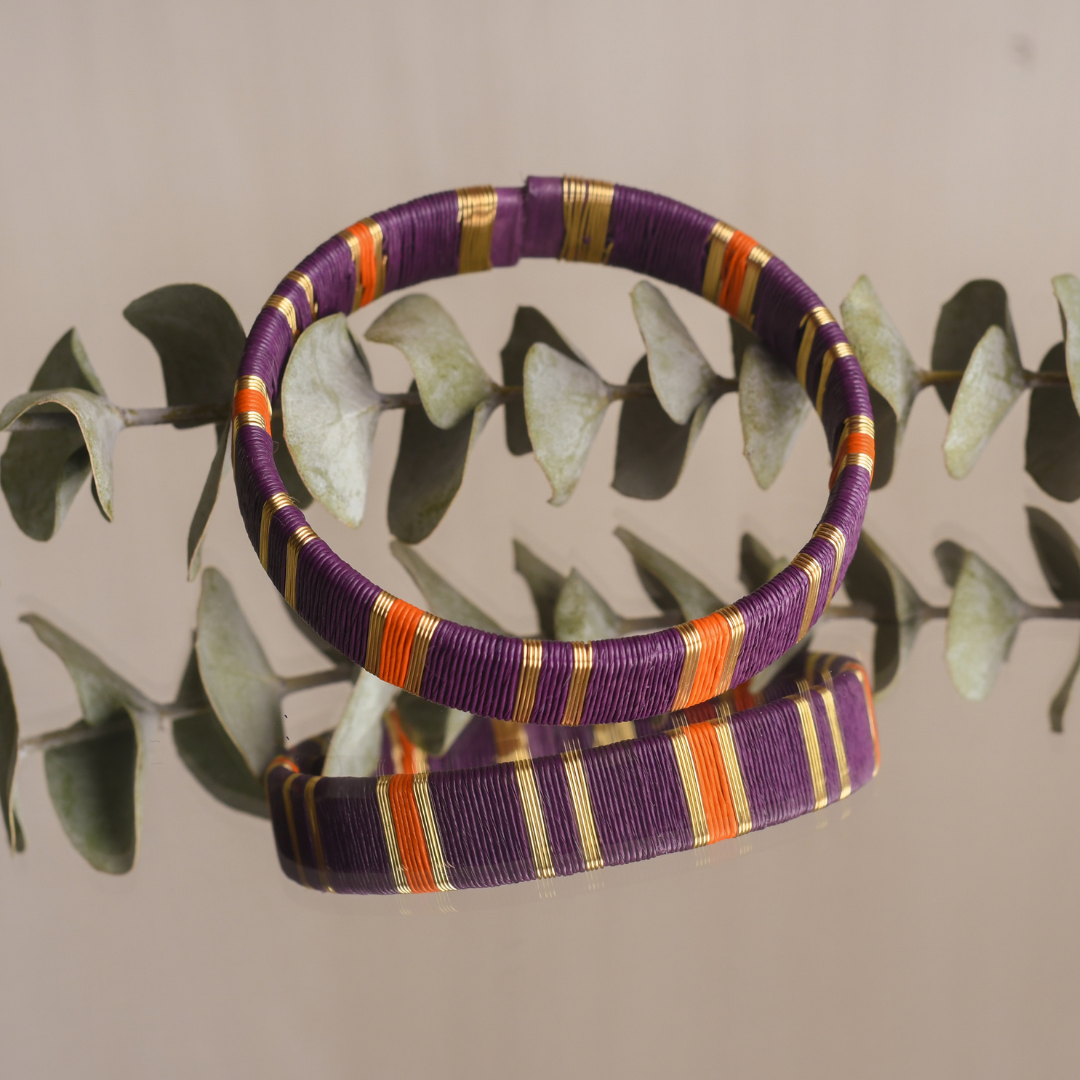 Bracelet violet orange tissé éthique Solnaré, fibres Werregue, fils dorés à l'or fin